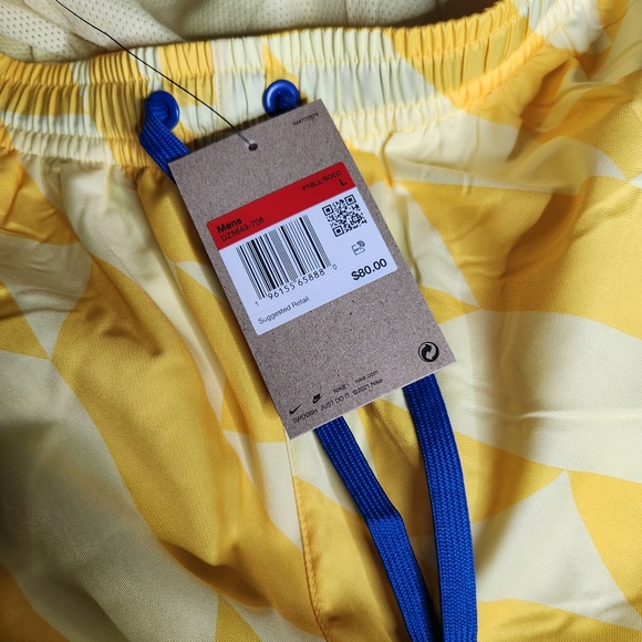 Club America Flow Men's Nike Graphic Soccer Shorts - Picture 7 of 10